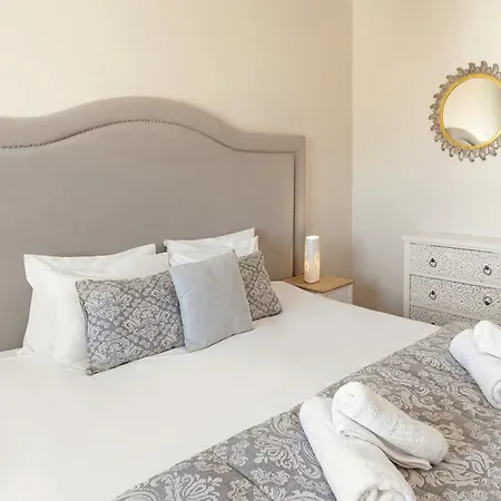 Apartment Bliss 1 *